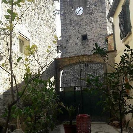 Studio Du Clocher Rigarda Kültér fotó